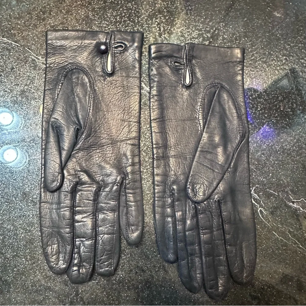 Hansen vintage black
